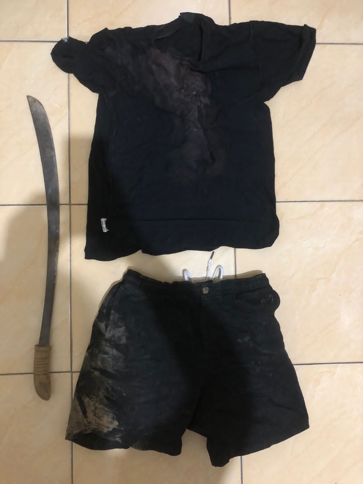 Barang bukti yang diamankan petugas.