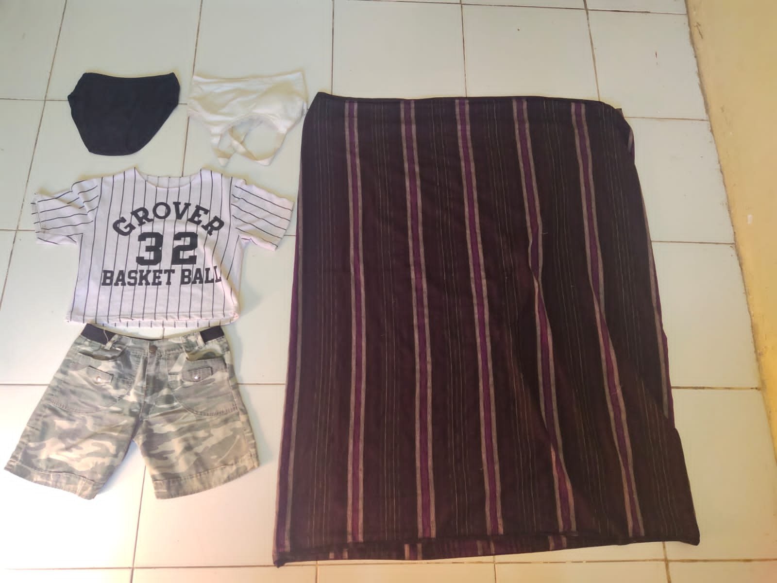 Barang bukti yang diamankan polisi.