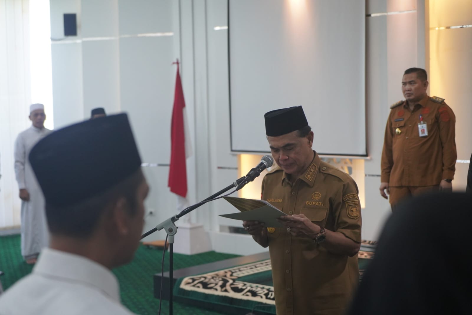 Bupati Zairullah Lantik Anggota BPD Desa Al Kautsar Dan Makmur Mulya