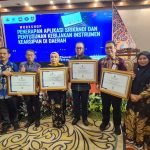 Gubernur Kalsel Terima Penghargaan Penerapan Aplikasi SRIKANDI dari ANRI