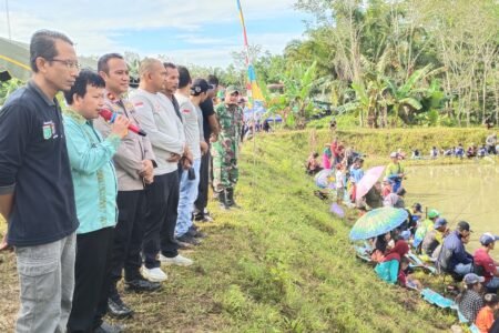 Lomba Mancing HUT Bhayangkara ke-79 di Polsek Kuranji Tanah Bumbu Dibuka dengan Meriah, Doorprize Utama Seekor Sapi