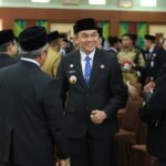Bupati Tanah Bumbu Andi Rudi Latif Hadiri Pelantikan Sekda Provinsi Kalsel, Dapat Pujian dari Gubernur Muhidin