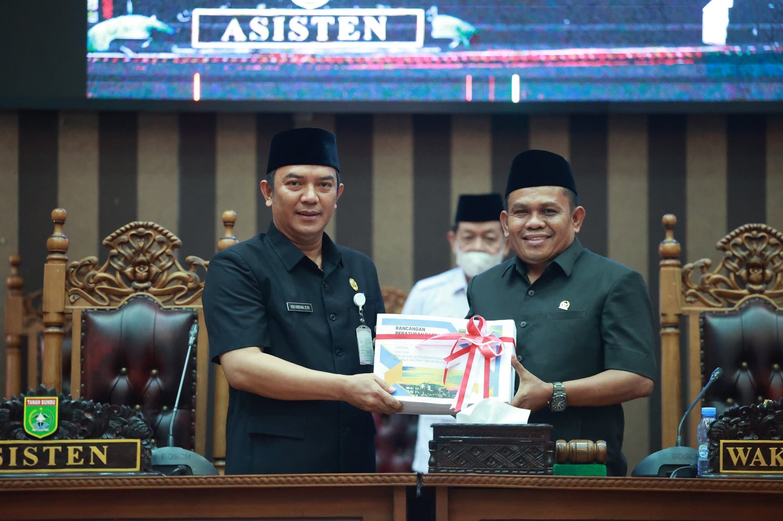 Rapat Paripurna Penyampaian Rancangan Perubahan APBD 2025: Pemkab Tanbu Tegaskan Komitmen pada Visi Pembangunan Daerah