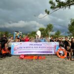 BPBD Tanah Bumbu Bekali Pekerja Proyek Jembatan dengan Edukasi Manajemen Risiko dan Kesiapsiagaan di Area Laut