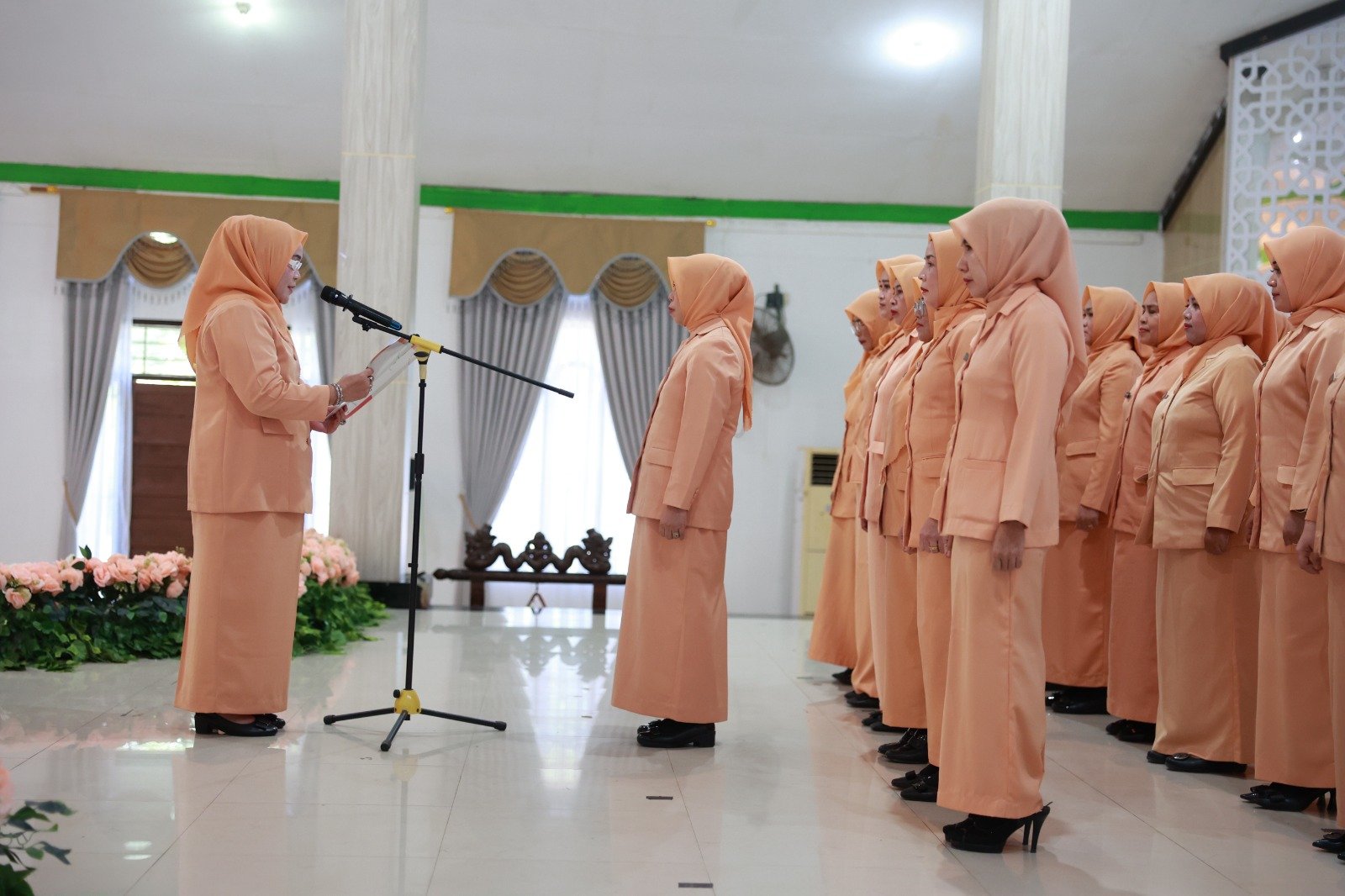 Ketua dan Pengurus DWP Tanah Bumbu 2024-2029 Dikukuhkan