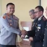 Polres Tanah Bumbu Gelar Wisuda Purna Bhakti, Enam Personel Dilepas dengan Penuh Haru