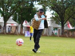 Andi Rudi Latif Buka Turnamen Sepakbola Piala Bupati Tanah Bumbu 2026
