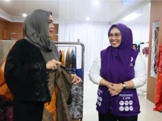 Silaturahmi Dekranasda Tanah Bumbu–Banjar Perkuat UMKM Lokal di Rumah Oleh-oleh Bersujud