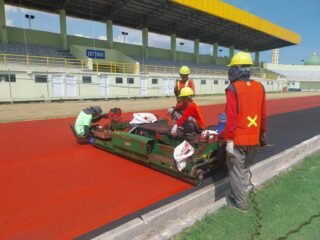 Pemprov Kalsel Genjot Pembenahan Stadion 17 Mei, Lintasan Atletik Ditarget Rampung Akhir Juni