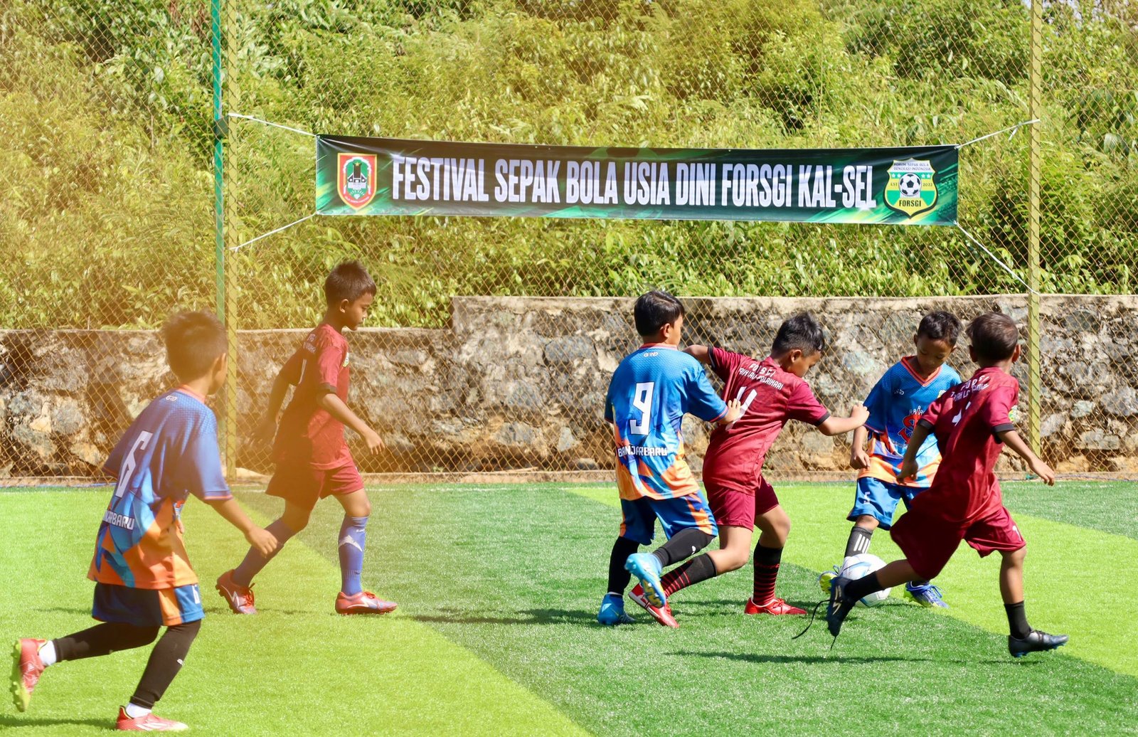 Festival Sepak Bola Usia Dini U-10 dan U-12 Resmi Bergulir, Dispora Kalsel Dorong Pembinaan Atlet Sejak Dini