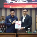 Bupati Andi Rudi Latif Sampaikan KUA-PPAS 2027