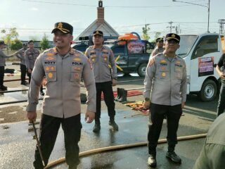 Polres Tanah Bumbu Gelar Apel Siaga Karhutla, Kapolres Tegaskan Tindak Pelaku Pembakaran Lahan