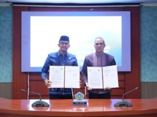 Bupati Tanah Bumbu Andi Rudi Latif dan Politeknik Transportasi Darat Indonesia-STTD Bekasi Tandatangani Kerja Sama Strategis Penguatan SDM Transportasi Darat