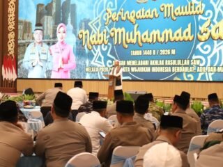Kapolda Kalsel Ajak Teladani Akhlak Nabi Muhammad SAW di Tengah Perkembangan Zaman