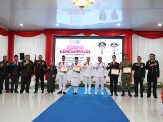 Bupati Andi Rudi Latif Apresiasi Paskibraka Angkatan 23 Tanah Bumbu, Berikan Beasiswa Pendidikan