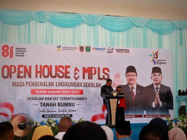 Bupati Andi Rudi Latif Buka MPLS Sekolah Rakyat Terintegrasi 1 Tanah Bumbu