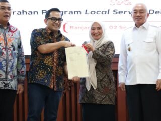 Pemkab Tanah Bumbu Terima Sertipikat Aset BMD dalam Kunjungan Kerja Komisi II DPR RI